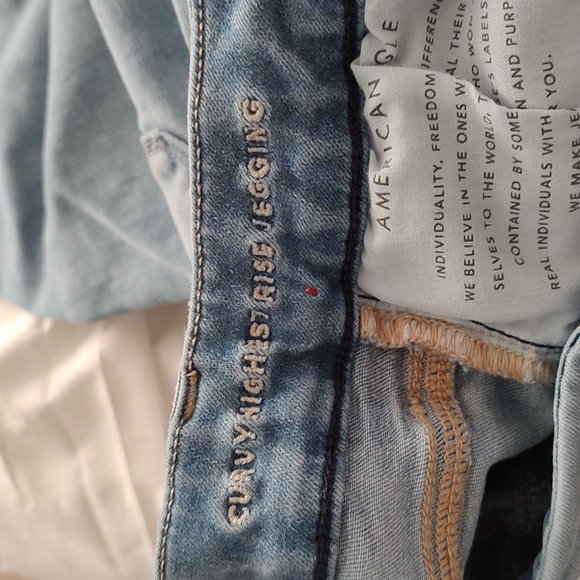 💙 EUC American Eagle Ladie's Next Level Stretch Curvy Highest Rise Jeggings, 4R - Picture 5 of 14
